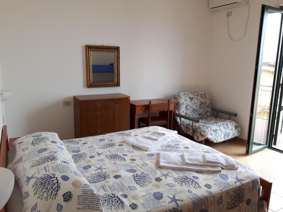 Parigino Hotel Palinuro Eksteriør billede