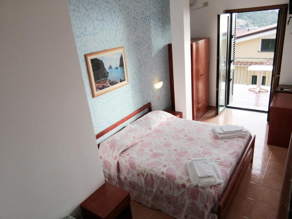 Parigino Hotel Palinuro Eksteriør billede